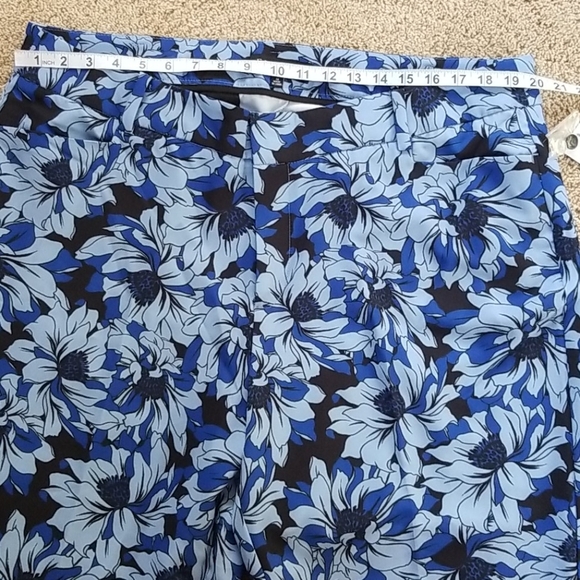 NWT! Eloquii Size 18 Blue Floral Pants - Picture 5 of 7